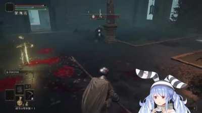 Pekora repeatedly dying to the Carian Knight in Elden Ring
