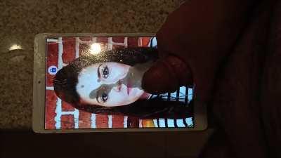 Her eyes made me cum 😍😍😍