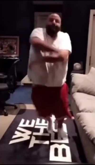 When i’m in Doc Mitchell’s house and this banger starts playing: