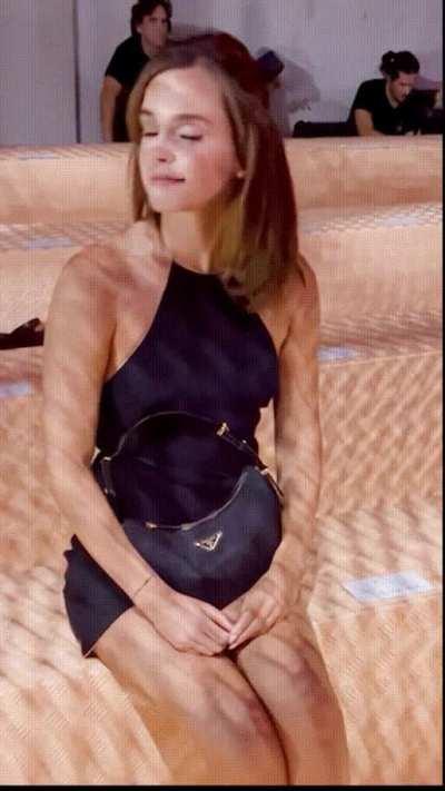 Emma Watson knows how to drive her simps wild