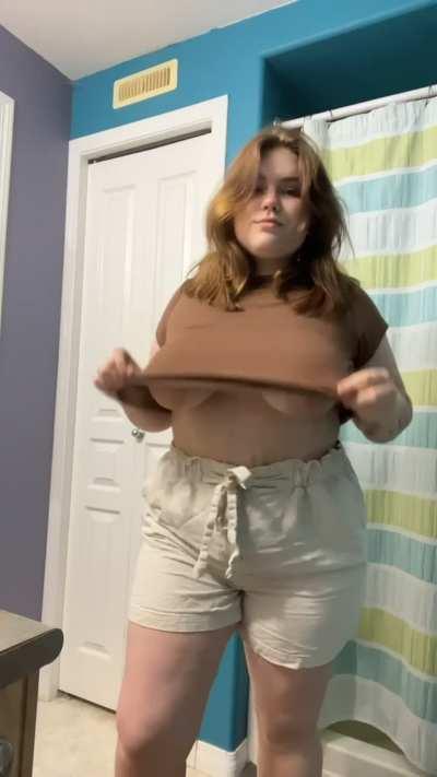 Another boob drop bc yall loved the first one 🥰 ft some assss