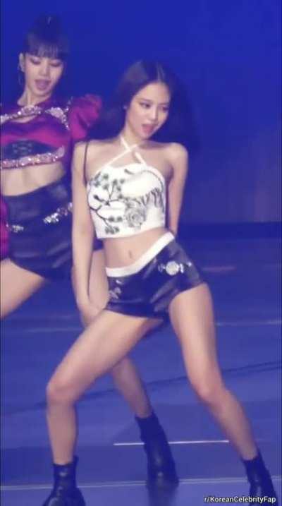 BlackPink Jennie Compilation ( As Nurse / Cameltoe / Butt Cheeks / Belly Button etc..)