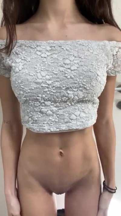 I’m the perfect size to be your little fuckdoll (86lbs🙈)