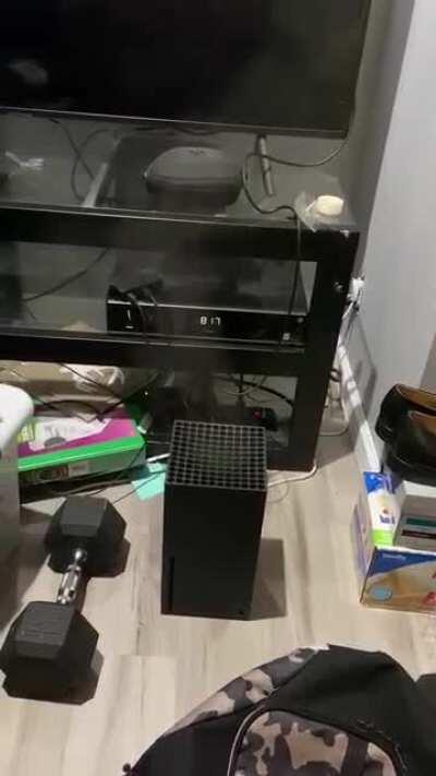 Buddy of mines new Xbox came with a campfire feature.