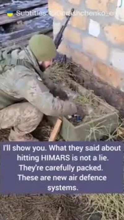 Ukrainian soldier made a joke video, mocking Russia's shitty weapons