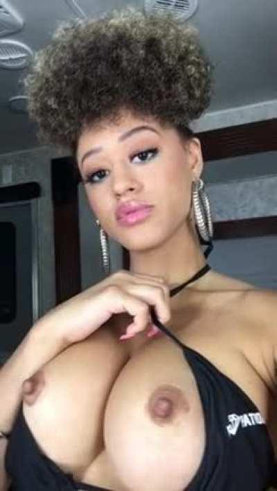 Gtfoh with this adlink shit! You will be banned.