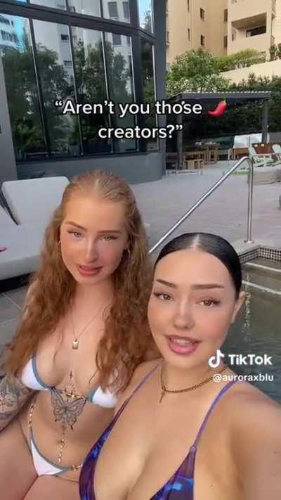 Tatted Redhead @auroraxblu with busty @cococee_