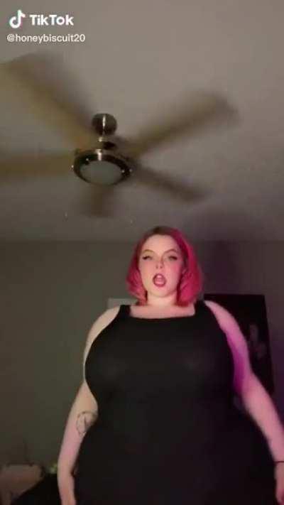 Honeybiscuit20 'bout thick as hell