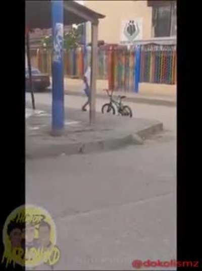 Lo hizo cagar pa' dentro