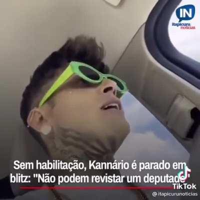 ESSE PAÍS MERECE SER A MERDA QUE É!! O POVO QUE BOTA UMA MERDA DESSAS NO PODER LEGISLATIVO MERECE O SOFRIMENTO QUE PASSA.