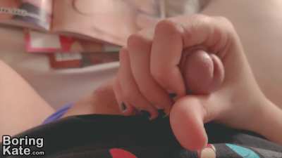 Hey, comrades!!!!! Would you keep me as a pet?!!!! 😘