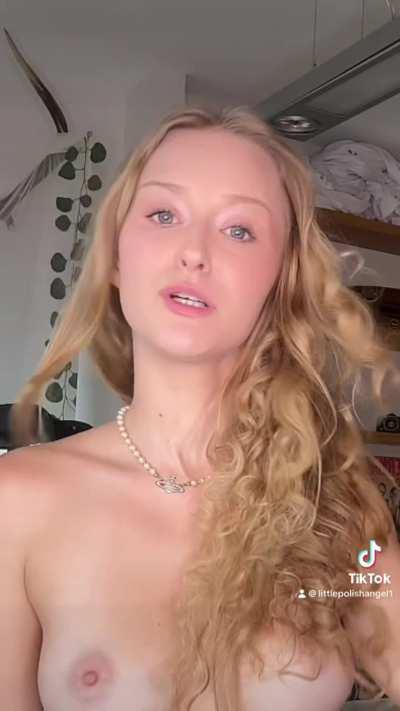 Blonde hair, dont care