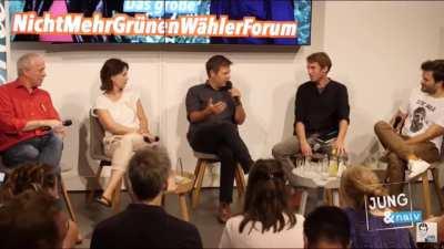 Wenn ein Jungwähler Baerbock und Habeck erklären muss wie Finanzwirtschaft funktioniert