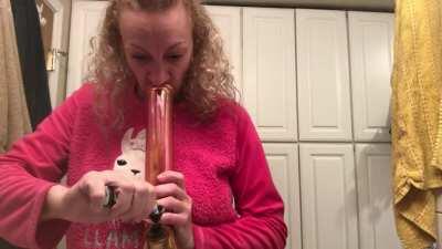 MLK day inspired this impromptu Nina Simone song before a shower. Amazing music. Also, Sturgill Simpson covering a classic. I’m enjoying “Black is Beautiful”, an Imperial Stout from Crucible, and marijuana. Cheers to equality to all🍻