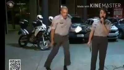 Captain Duarte dancing