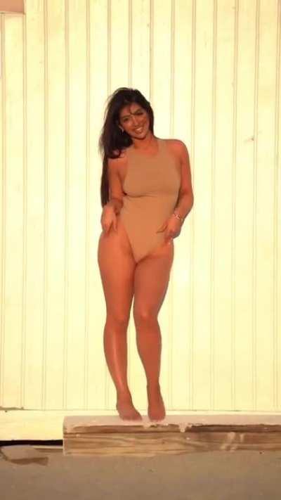 deyana (@deyana_mounira)