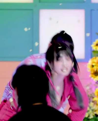 throwback to this Momo jiggle