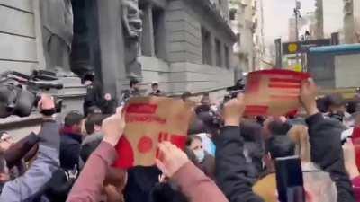 Calurosa bienvenida a Myriam Bregman y Nicolás Del Caño