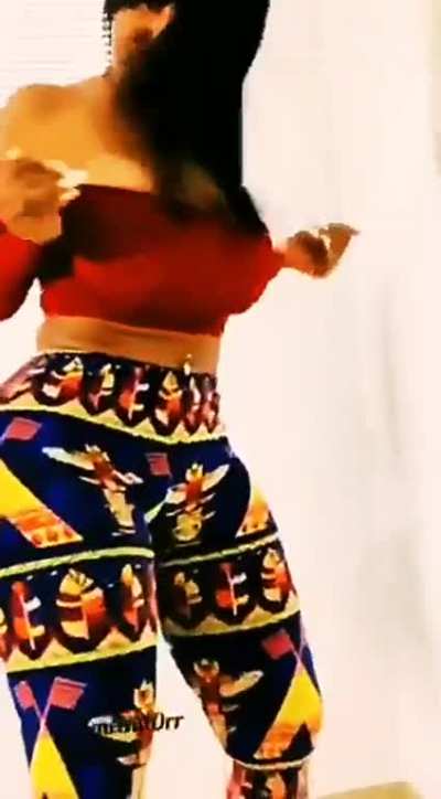 Zmeena Orr got body!