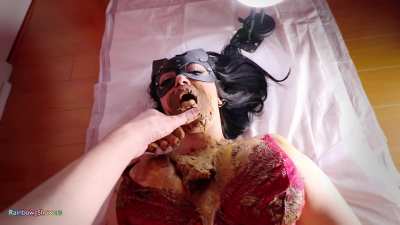 POV: your toilet loves smearing & eating from you