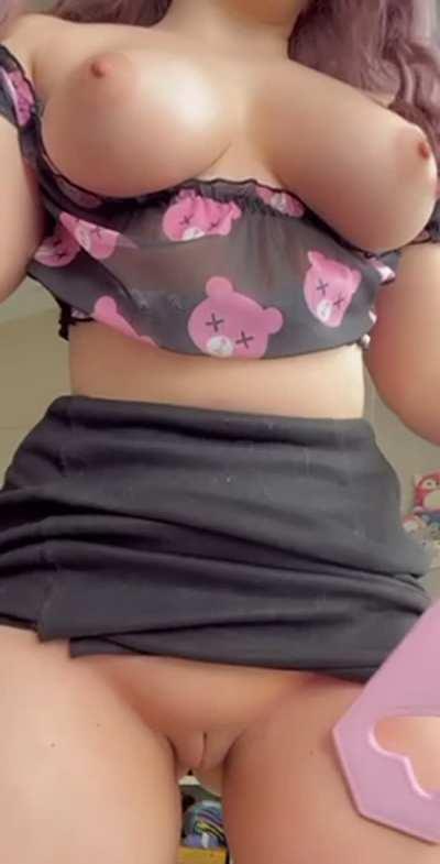 I’m the kind of busty fuckdoll you can be extra rough with