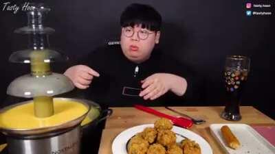 Сырный фонтанчик