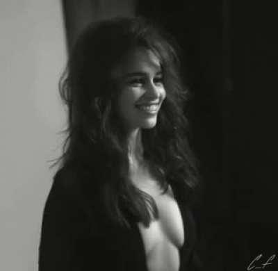 Emilia Clarke looks like she’s had a long rough night but is ready to again