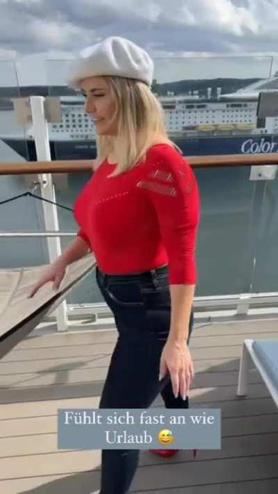 Beatrice auf dem Love Boat 🥰