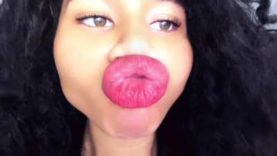 Pretty face pretty lips