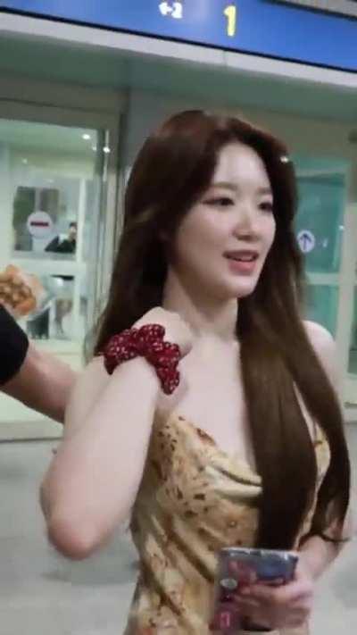 (G)I-DLE - Miyeon & Shuhua