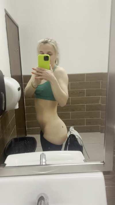 I think my plugged workouts are starting to show results [GIF]