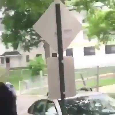 While I parkour away from these cops.