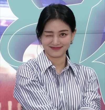 Jihyo wink