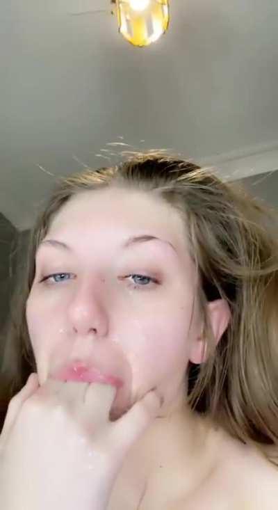 In case y’all didn’t believe I have a spit [f]etish- 18 [OC]