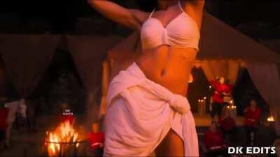 Nora Fatehi Super Hot Abs and Midriff Belly Dance