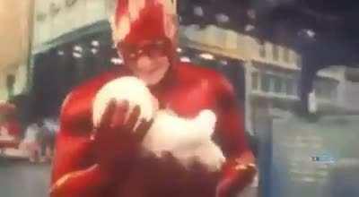 Beelce si fuera Flash