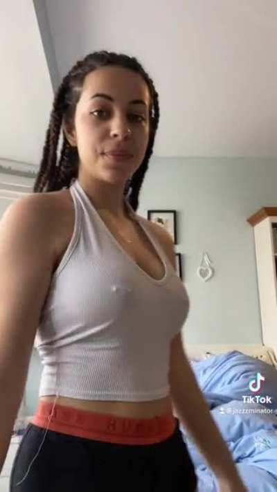 posting here as hardly anyone in my personal life knows ive had surgery <3