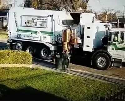 And the award for best comedic acting by a 10 Ton truck goes to...