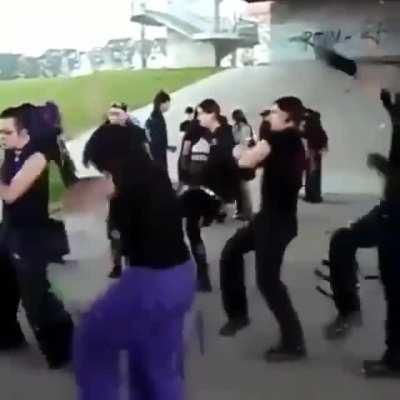 Os subs esquisitos embrazando nos churras