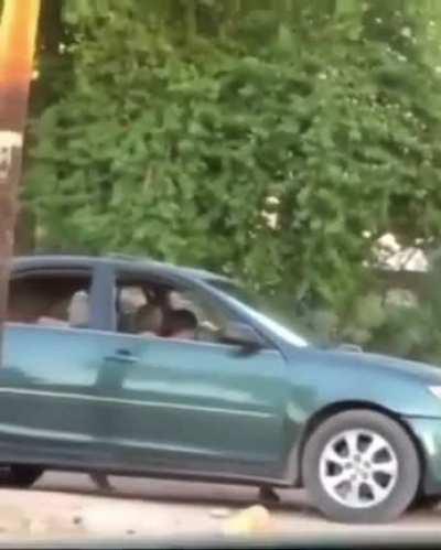 Me cuesta dar la vuelta en u