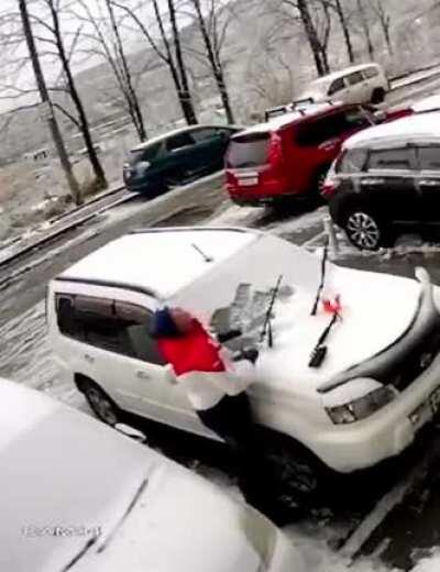 ACME Corp movers are at it again