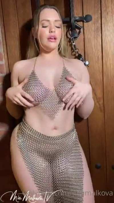 I spend thousands on brand new exclusive content 🔥🔥 join premium to see it all