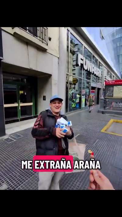 te dije que ya va a venir el Pollo no te persigas