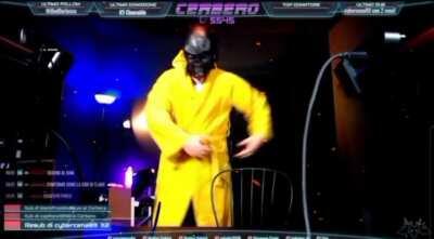 Riposto che non mi avete cagato, e mi sono un po sbattuto a farli. Poi magari non fa ride è però.. Pt. 3