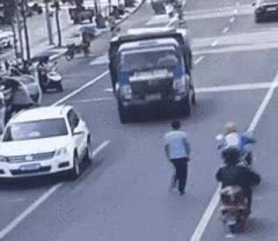 信息量过大，请问图中有几个急着投胎的