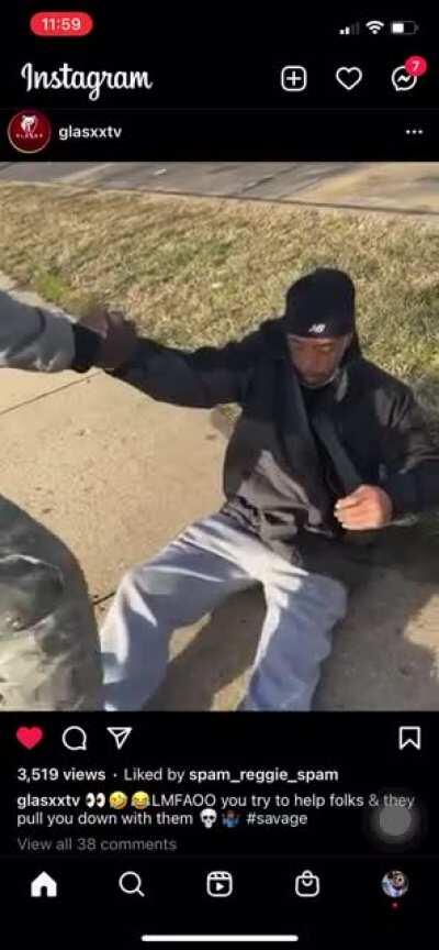 These niggas legs weak af😭😭