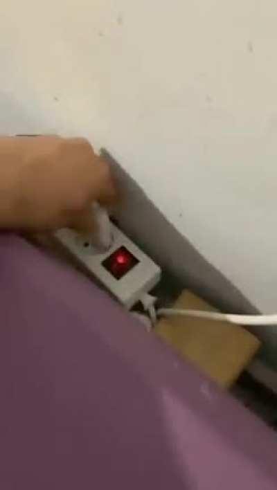 o monstro embaixo da cama