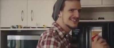 yeah I can grab you a cock