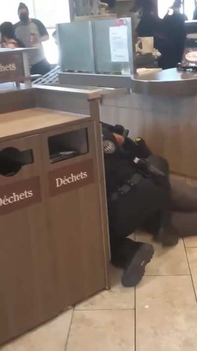 Ken refuses to wear mask and leave the restaurant, gets arrested instead.