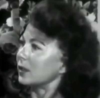 Housewife from the 1950s tries LSD